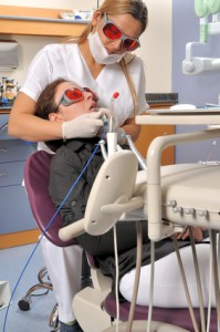 Professionelles Bleaching in der Zahnarztpraxis